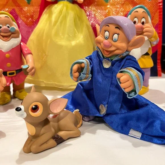 90’s Mattel Snow White Doll & Vintage Disney Vinyl Dwarfs
